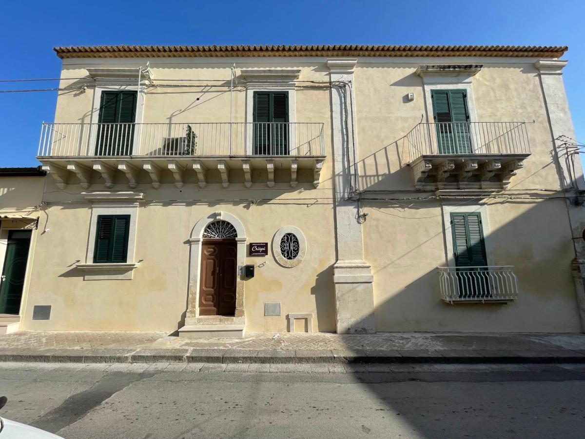 Casa Crispi Hotel Noto Bagian luar foto