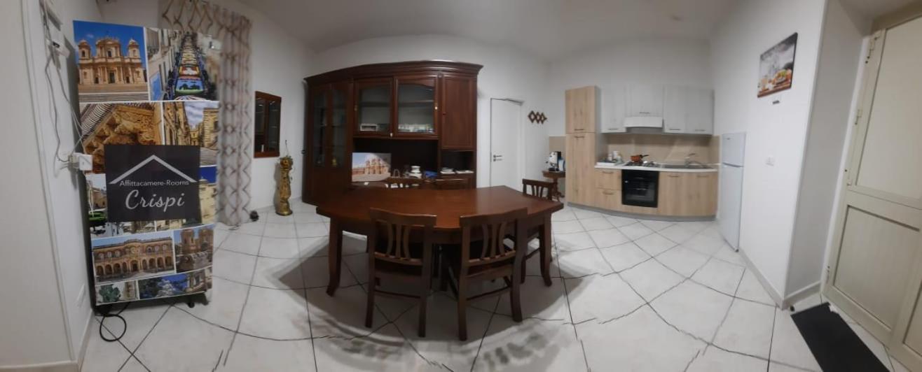 Casa Crispi Hotel Noto Bagian luar foto