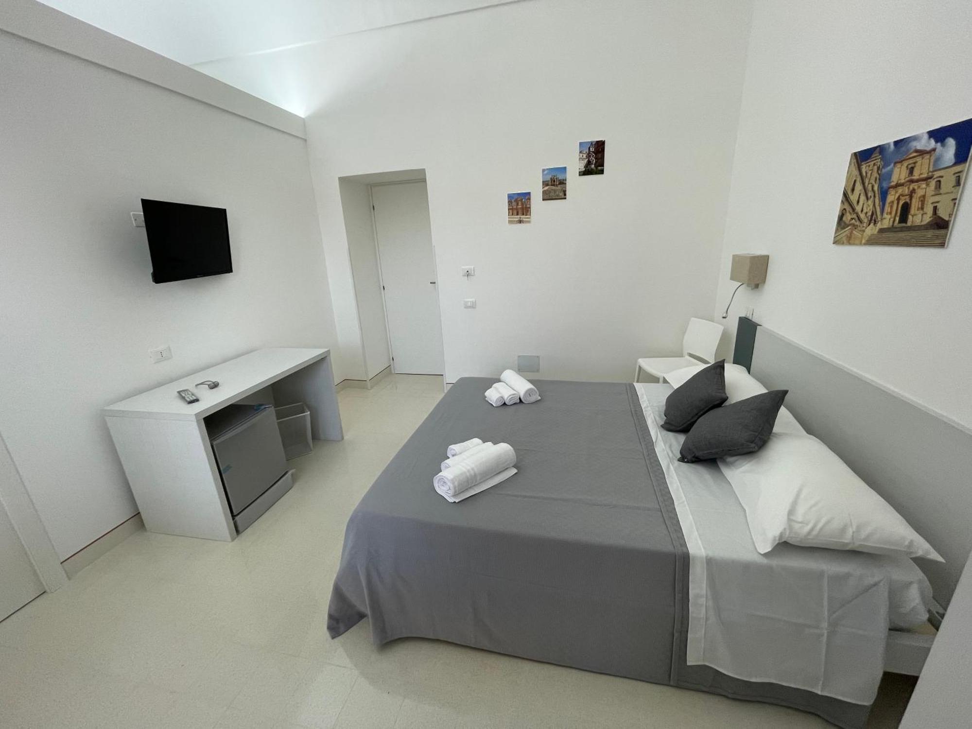 Casa Crispi Hotel Noto Bagian luar foto