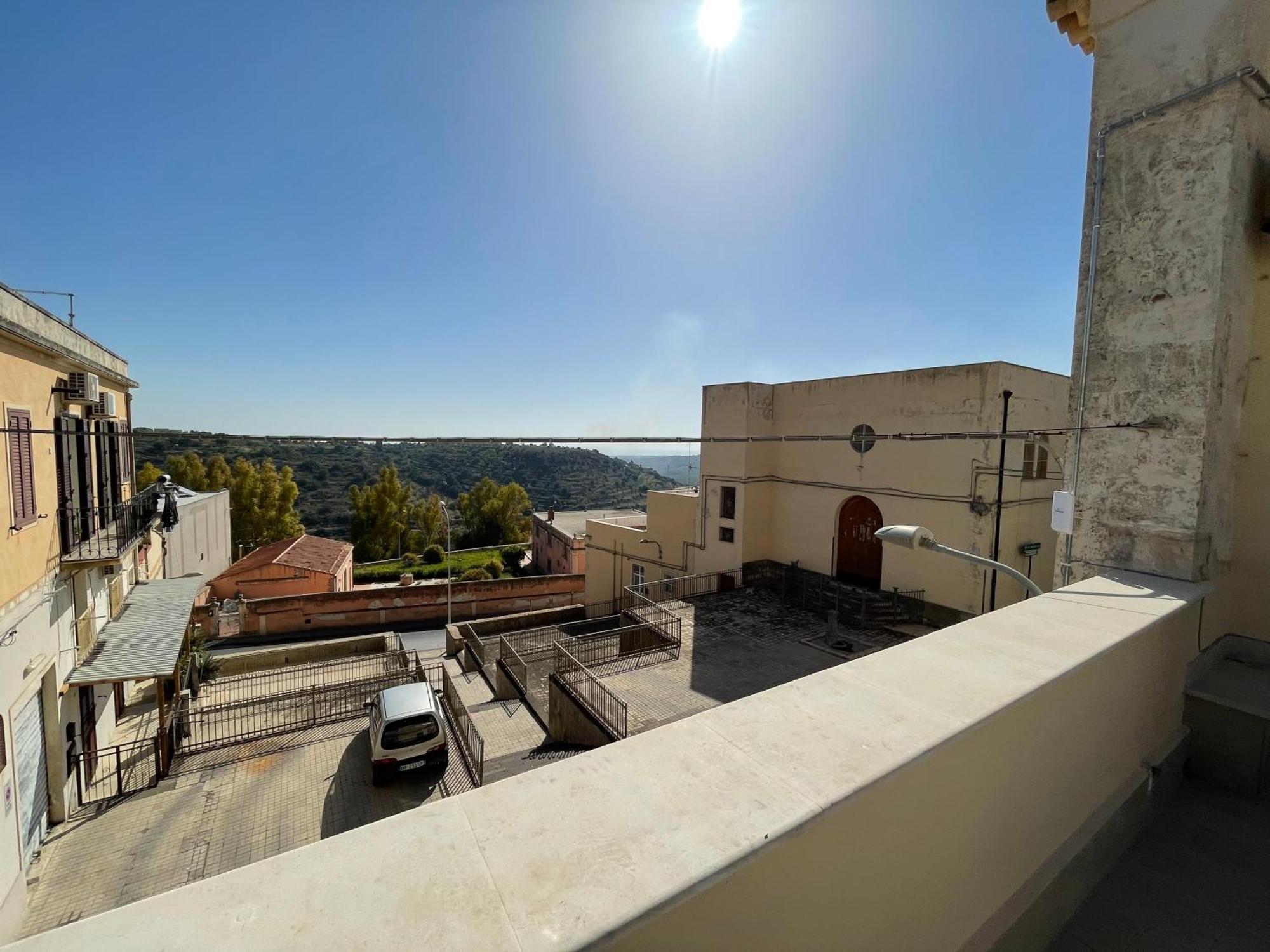 Casa Crispi Hotel Noto Bagian luar foto